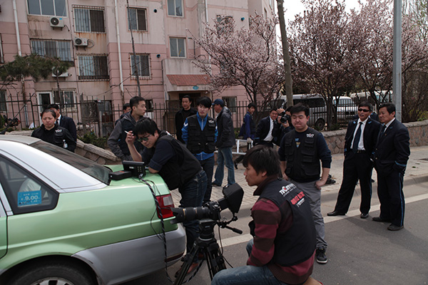 《红飘带》拍摄现场得到青岛出租车公司的大力协助